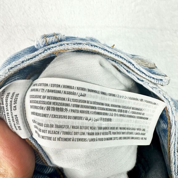 Abercrombie & Fitch Annie High Rise Short Size 4 Distressed Light Wash - Picture 5 of 5